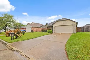 8731 Croteau Dr, Houston, TX 77044 - Photo 2