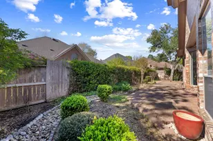 31 N Warbler Bend Cir, The Woodlands, TX 77382 - Photo 26