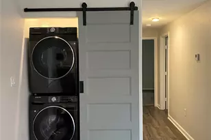 7910 Avenue B, Houston, TX 77012 - Photo 6