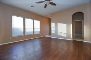 2123 Castle Gardens Ln, Katy, TX 77449 - Photo 6