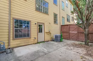 1331 McIlhenny St, Houston, TX 77004 - Photo 12