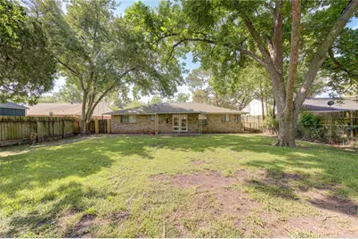 5730 Southminster Drive, Houston, TX 77035 - Photo 32