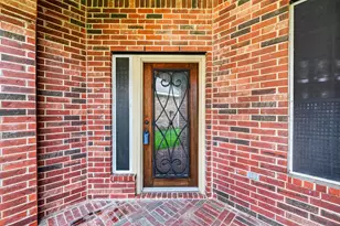 24222 Lake Path Cir, Katy, TX 77493 - Photo 2