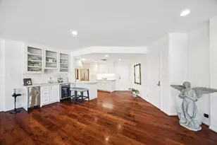 5050 Woodway Dr, Houston, TX 77056 - Photo 10