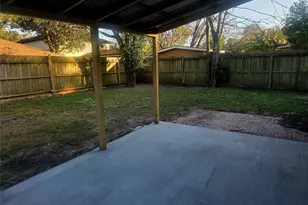 7410 Pierrepont Dr, Houston, TX 77040 - Photo 6