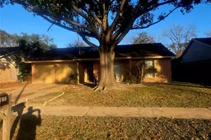 7410 Pierrepont Dr, Houston, TX 77040 - Photo 2