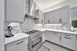1205 E 28th St, Houston, TX 77009 - Photo 6