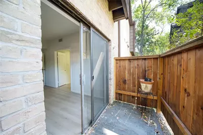 11711 Memorial Drive #573, Houston, TX 77024 - Photo 26