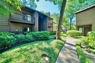 11711 Memorial Drive #573, Houston, TX 77024 - Photo 2