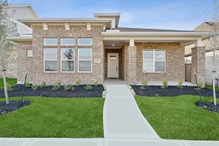12131 Canal Vw Blvd, Mont Belvieu, TX 77523 - Photo 1