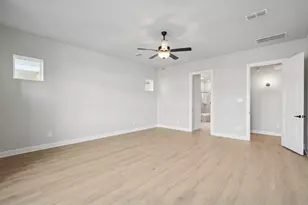 12131 Canal View Blvd, Mont Belvieu, TX 77523 - Photo 30