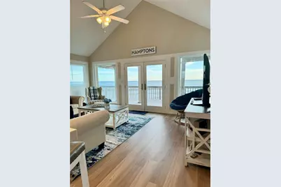 12508 E Buena Vista Drive, Galveston, TX 77554 - Photo 14