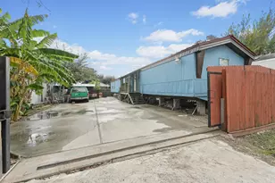 3610 Nuggent St, Houston, TX 77093 - Photo 2
