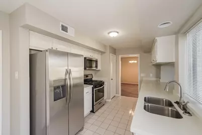 6915 Eagle Ridge Drive, Katy, TX 77449 - Photo 6