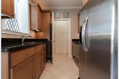 7000 Seawall Boulevard #813, Galveston, TX 77551 - Photo 8