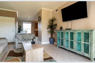 7000 Seawall Boulevard #813, Galveston, TX 77551 - Photo 2