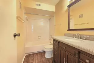 7663 Cambridge St, Houston, TX 77054 - Photo 24