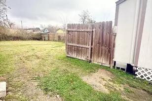 1213 Boswell St, Houston, TX 77009 - Photo 22