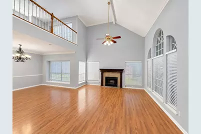 6927 Springcrest Court, Sugar Land, TX 77479 - Photo 12