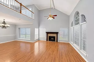 6927 Springcrest Ct, Sugar Land, TX 77479 - Photo 12