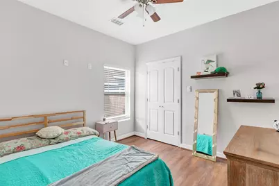 109 N Super Street, Houston, TX 77011 - Photo 14