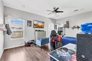 109 N Super St, Houston, TX 77011 - Photo 16