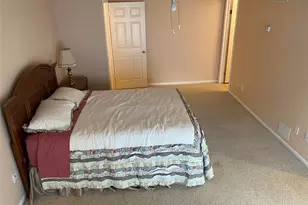 10615 N Briar Forest Dr W, Houston, TX 77042 - Photo 16