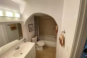 10615 N Briar Forest Dr W, Houston, TX 77042 - Photo 22