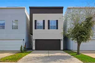 1834 Woodvine Dr, Houston, TX 77055 - Photo 2