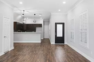 1834 Woodvine Dr, Houston, TX 77055 - Photo 6