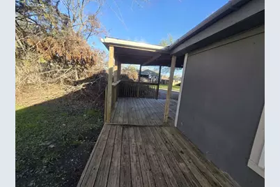 600 E Fayle Street, Baytown, TX 77520 - Photo 4