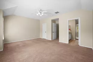 15 Blue Creek Pl, The Woodlands, TX 77382 - Photo 12