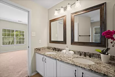 15 Blue Creek Place, The Woodlands, TX 77382 - Photo 18