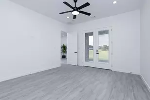 18863 Serene Water Dr, Montgomery, TX 77356 - Photo 24