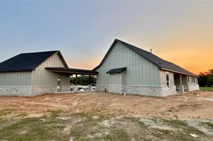 13 Center Tree Dr, Palacios, TX 77465 - Photo 4