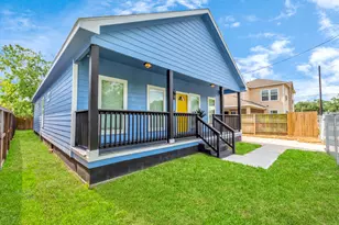 3308 Castor St, Houston, TX 77022 - Photo 4