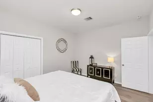 3308 Castor St, Houston, TX 77022 - Photo 32