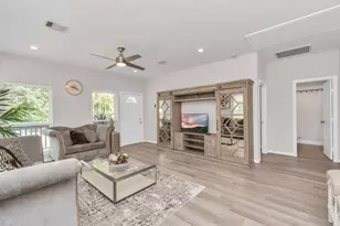 3308 Castor St, Houston, TX 77022 - Photo 6