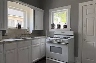 1418 Yale St, Houston, TX 77008 - Photo 16