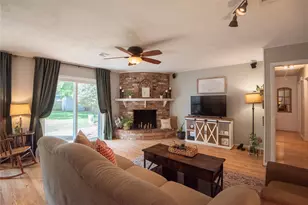 1003 Lawndale Ave, Brenham, TX 77833 - Photo 8