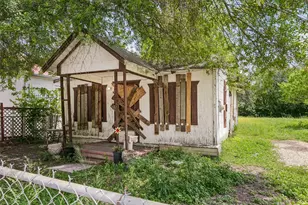 904 S San Joaquin Ave, San Antonio, TX 78237 - Photo 4