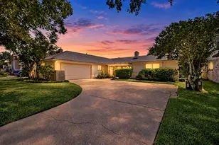 3415 W Creek Club Dr, Missouri City, TX 77459 - Photo 6