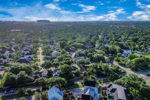 4005 Woodshire Village Estate, Houston, TX 77025 - Photo 42