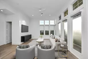 4005 Woodshire Village Estate, Houston, TX 77025 - Photo 12