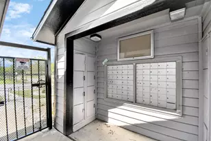 2701 W Bellfort Ave, Houston, TX 77054 - Photo 36