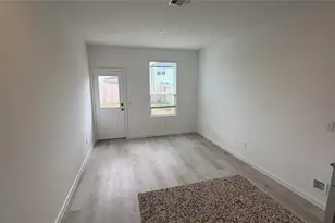 30531 Wolfburn St, Waller, TX 77484 - Photo 4