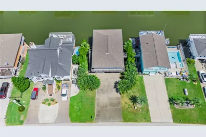 22914 Lunes Street, Galveston, TX 77554 - Photo 6