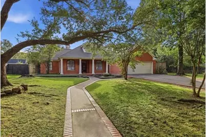 108 Wade, Silsbee, TX 77656 - Photo 2