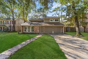 3222 Park Garden Dr, Houston, TX 77339 - Photo 2