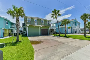1823 Tiki Dr, Galveston, TX 77554 - Photo 2